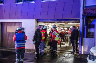 Remshalden: Wieder Brand in Kellerwohnung - Bewohner ueber Drehleiter gerettet